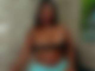 tiffanyfiire's Live Sex Cam Show