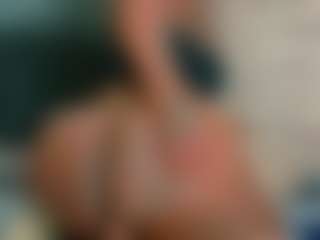 Live cam show with tiffanyfiire - Brown Eyes Black on Camsoda