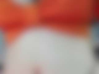 Live cam show with Rebe - Mature on SmokeAndPoke