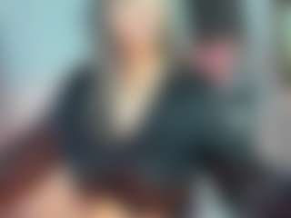 Live cam show with Rebe - Middle Aged on justonemore.cc