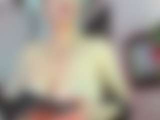 Live cam show with Rebe - Squirt on Gym Cam Girls