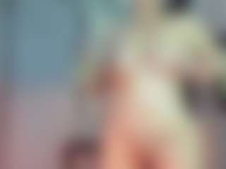 Rebe MILF webcam performer live streaming