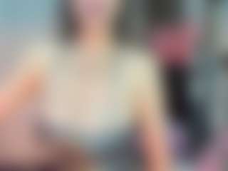 Live cam show with Rebe - Granny MILF on Camiplay Live