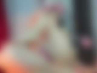 Live cam show with Rebe - Strip Mature on xDating
