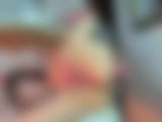 Live cam show with Rebe - Granny BBW on Camsoda