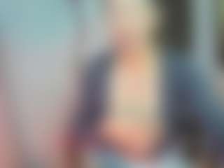 Live cam show with Rebe - Mature on Soda Cam