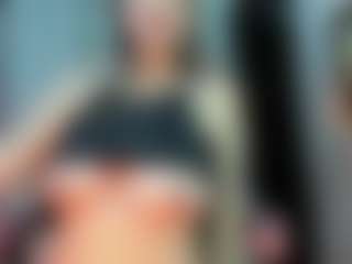 Live cam show with Rebe - Granny on Camsoda