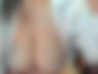 Live cam show with Rebe - Granny BBW on Camsoda