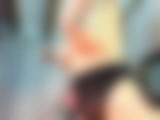 Live cam show with Rebe - BBW on Livezox