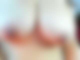Live cam show with Rebe - Mature Middle Aged on Camsoda