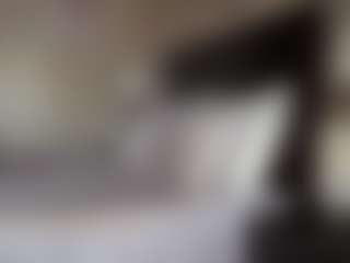 Iluvsaffire Bleu's Live Sex Cam Show