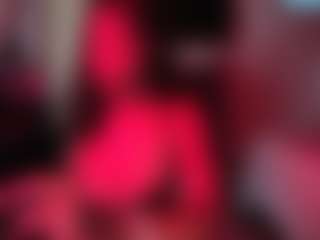 Iluvsaffire Bleu's Live Sex Cam Show