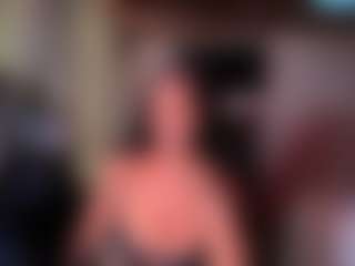 Iluvsaffire Bleu's Live Sex Cam Show