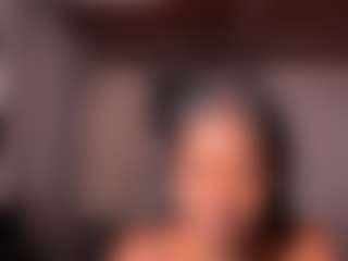 Iluvsaffire Bleu's Live Sex Cam Show