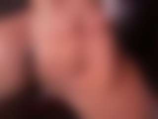 Iluvsaffire Bleu's Live Sex Cam Show