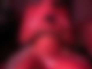 Iluvsaffire Bleu's Live Sex Cam Show