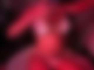 Live cam show with Iluvsaffire Bleu - Average on madthumbs