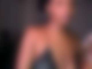 Live cam show with Iluvsaffire Bleu - Big Ass on TeamSkeetLive