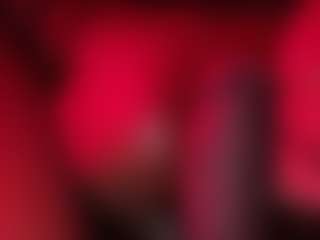 Live cam show with Iluvsaffire Bleu - Bikini on livesuperchat.net