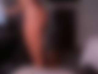 Iluvsaffire Bleu's Live Sex Cam Show