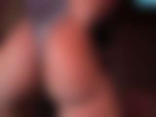 Iluvsaffire Bleu's Live Sex Cam Show