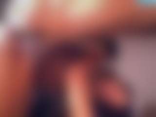 Iluvsaffire Bleu's Live Sex Cam Show