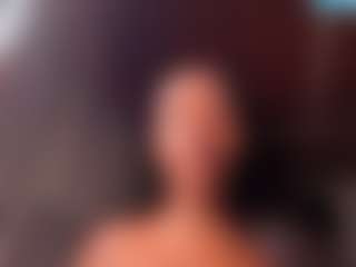 Live cam show with Iluvsaffire Bleu - Ebony Big Tits on CamClone