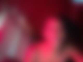 Iluvsaffire Bleu's Live Sex Cam Show