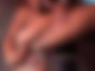 Iluvsaffire Bleu's Live Sex Cam Show