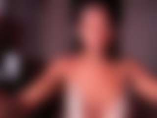 Iluvsaffire Bleu's Live Sex Cam Show