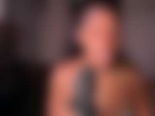 Iluvsaffire Bleu's Live Sex Cam Show
