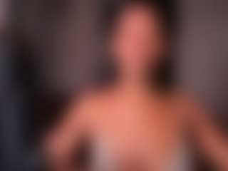 Iluvsaffire Bleu's Live Sex Cam Show