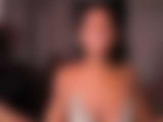 Iluvsaffire Bleu's Live Sex Cam Show