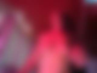 Iluvsaffire Bleu's Live Sex Cam Show