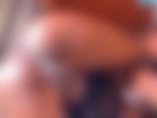 Live cam show with Iluvsaffire Bleu - Spank Ebony on liverealitysex.com