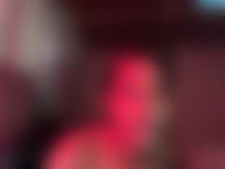Live cam show with Iluvsaffire Bleu - Double Penetration on Cam Slut