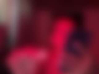 Live cam show with Iluvsaffire Bleu - Asshole Black on Camsoda