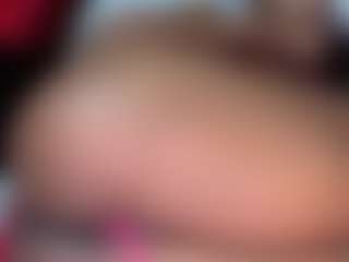 Iluvsaffire Bleu's Live Sex Cam Show