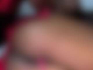 Iluvsaffire Bleu's Live Sex Cam Show