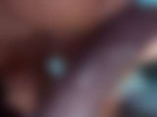 Live cam show with Iluvsaffire Bleu - Tease Black on Uber Horny
