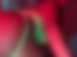 Live cam show with Iluvsaffire Bleu - Black Big Ass on Hubzter Live