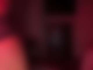 Live cam show with Iluvsaffire Bleu - Dildo Or Vibrator on Porn Luv