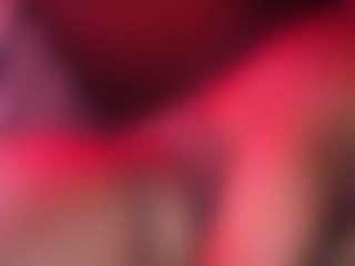 Live cam show with Iluvsaffire Bleu - Brown Eyes Black on EXY