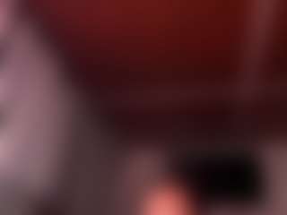 Live cam show with Iluvsaffire Bleu - Double Penetration on Camversity
