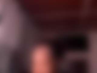 Live cam show with Iluvsaffire Bleu - Spank Black on infinitiblacc.com