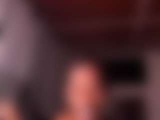 Live cam show with Iluvsaffire Bleu - Dildo Or Vibrator on Pornisteam.com