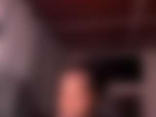 Live cam show with Iluvsaffire Bleu - Bedroom Ebony on CamSextacy
