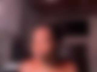 Live cam show with Iluvsaffire Bleu - Bedroom on Camsoda.co