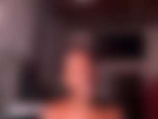 Live cam show with Iluvsaffire Bleu - Bedroom Ebony on ObeyMaria