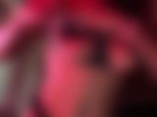 Iluvsaffire Bleu's Live Sex Cam Show